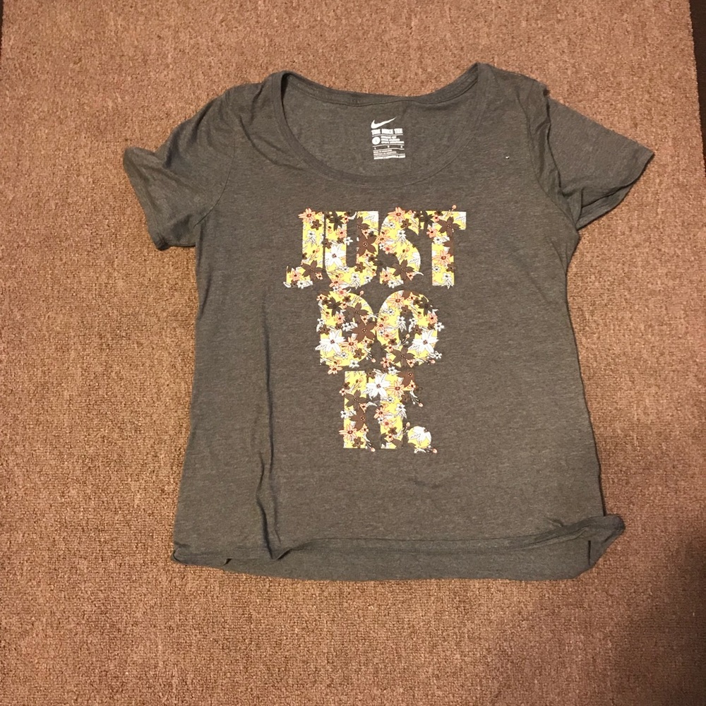 Women’s Nike shirts